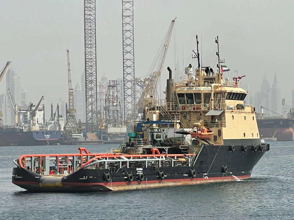 Mubarak Marine LLC Signs Long Term Partnership Agreement with Dubai Maritime City (DMC)